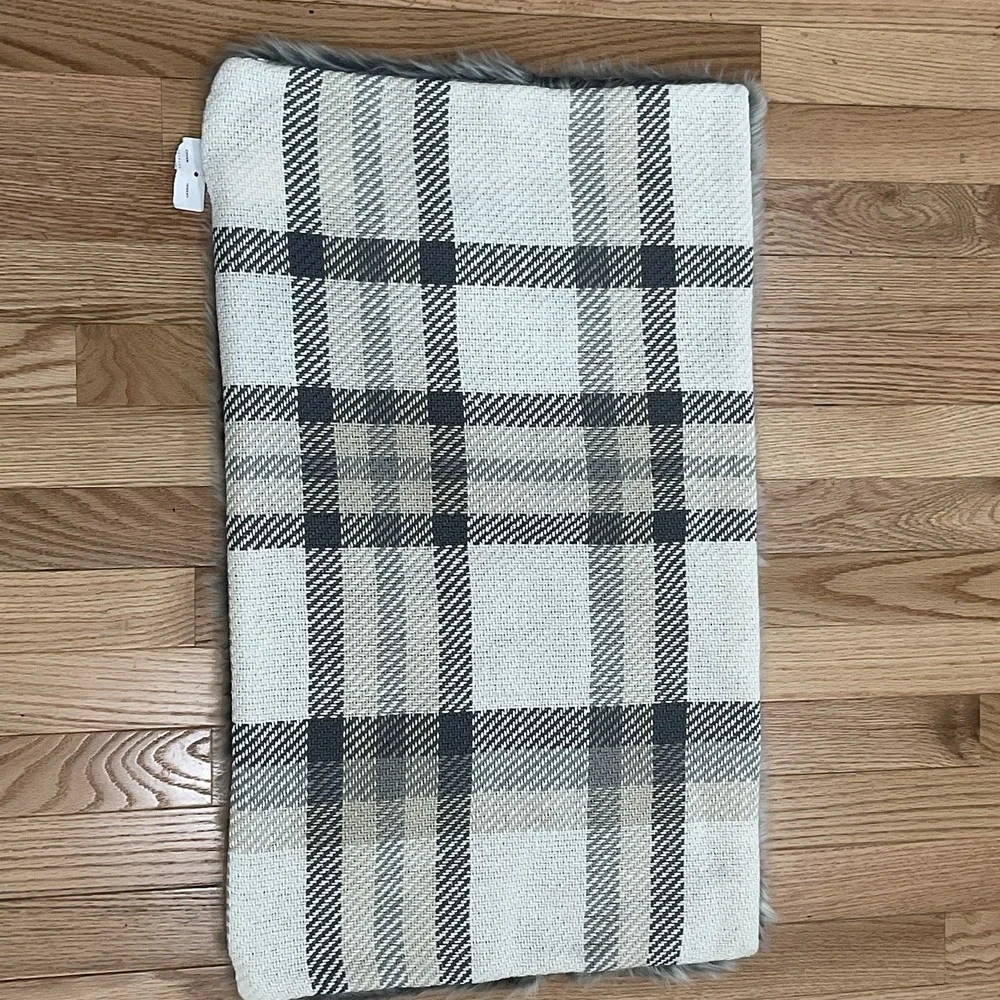 NWT Pottery Barn Throw Pillow Cover Nottingham Plaid Faux Fur Back Lumbar Decor